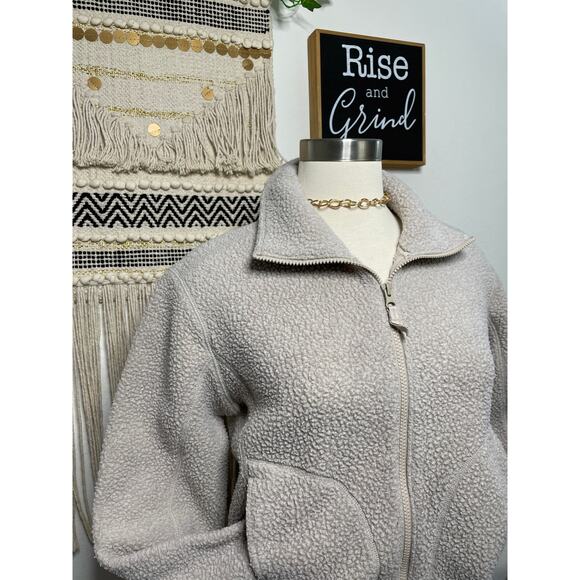 Everlane The ReNew Teddy Fleece Tan Bomber Womans Zipper Sweater S - Picture 1 of 11